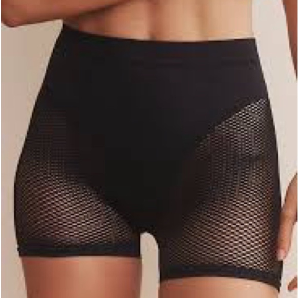 Anthropologie Black Mesh boy shorts High-Waisted Shorts